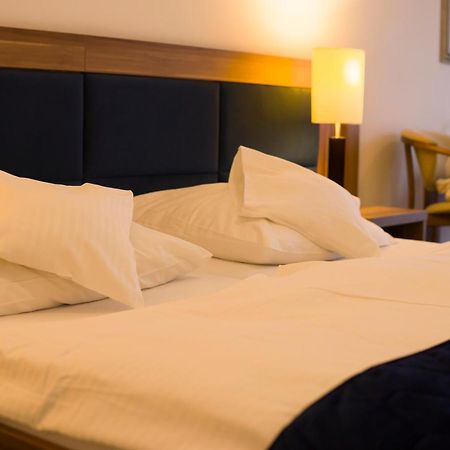 Bursztyn Spa Kołobrzeg Eksteriør billede