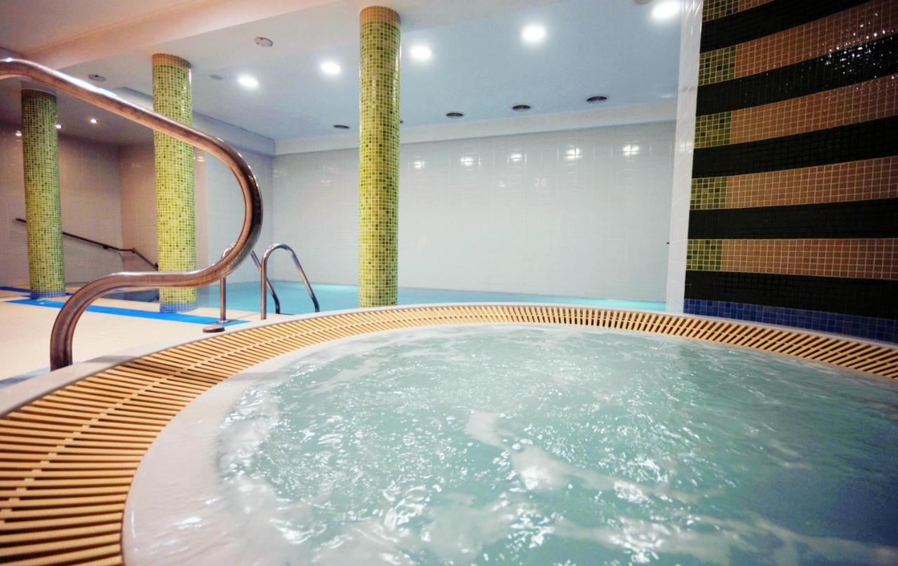 Bursztyn Spa Kołobrzeg Eksteriør billede
