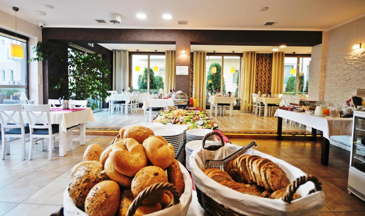 Bursztyn Spa Kołobrzeg Eksteriør billede
