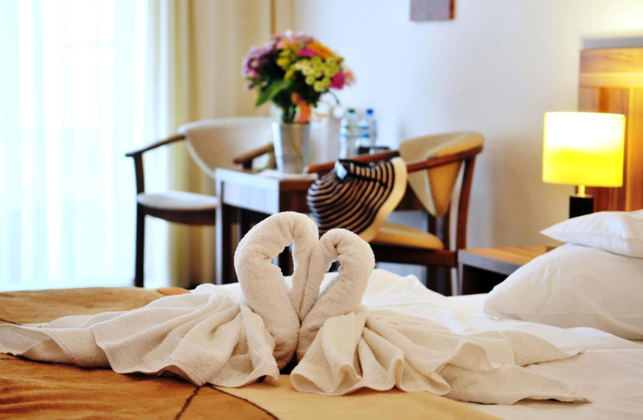 Bursztyn Spa Kołobrzeg Eksteriør billede